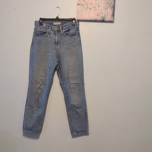 Madewell Size 25 The Mom Jean Medium Wash Denim Distressed Jeans